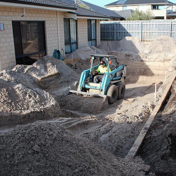 How a Fibreglass Pool is Installed