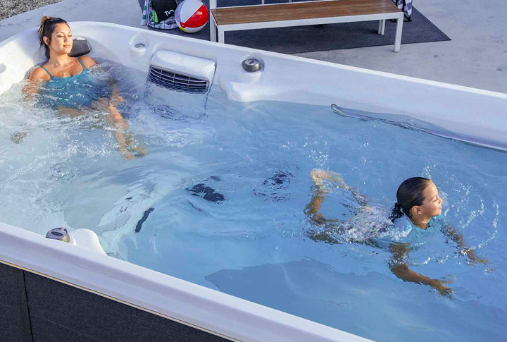 Spas de nage Jacuzzi