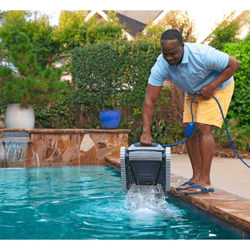 Robot nettoyeur de piscine Dolphin Premium 10