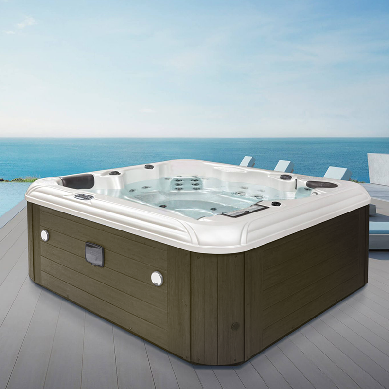 NorthFlo 751B Hot Tub (White / Grey)