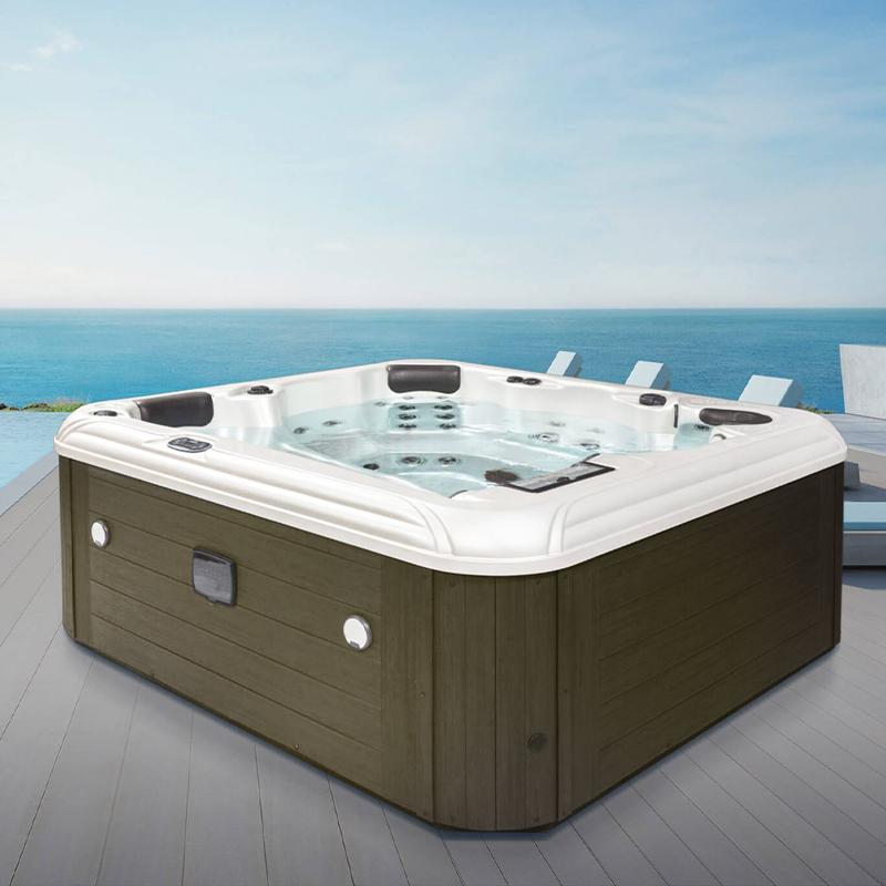 NorthFlo 851L Hot Tub (White / Grey)