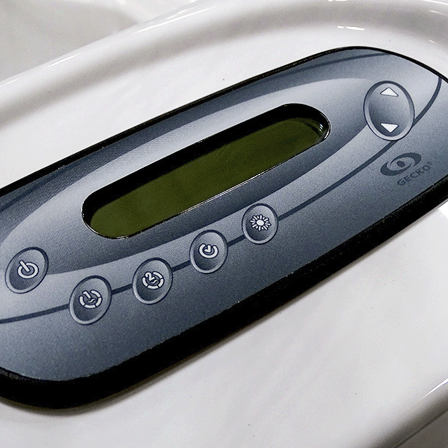 NorthFlo 751L Hot Tub (White / Charcoal)