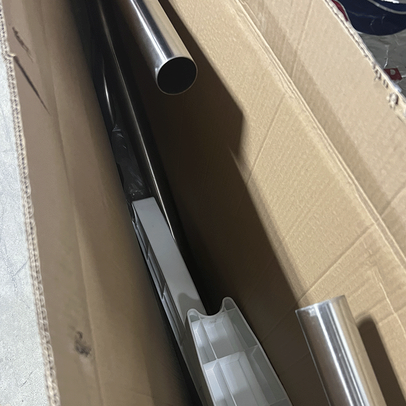 Open Box 3 Step Steel Ladder with Plastic Steps