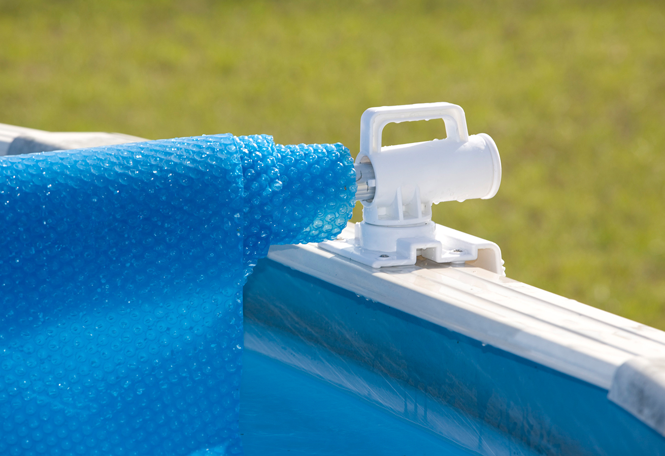 Tidal Wave Above Ground Solar Reel with 24 ft Tube Included