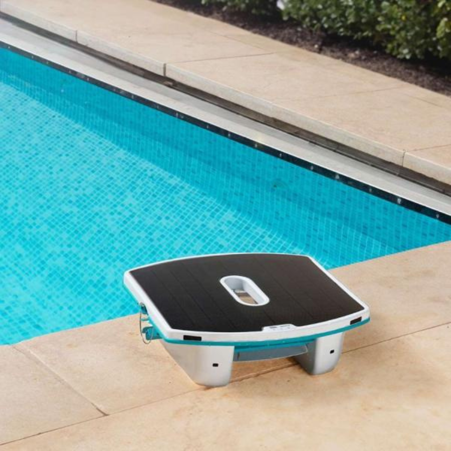 Skimrover Solar Powered Pool Skimmer Robot – Charges By