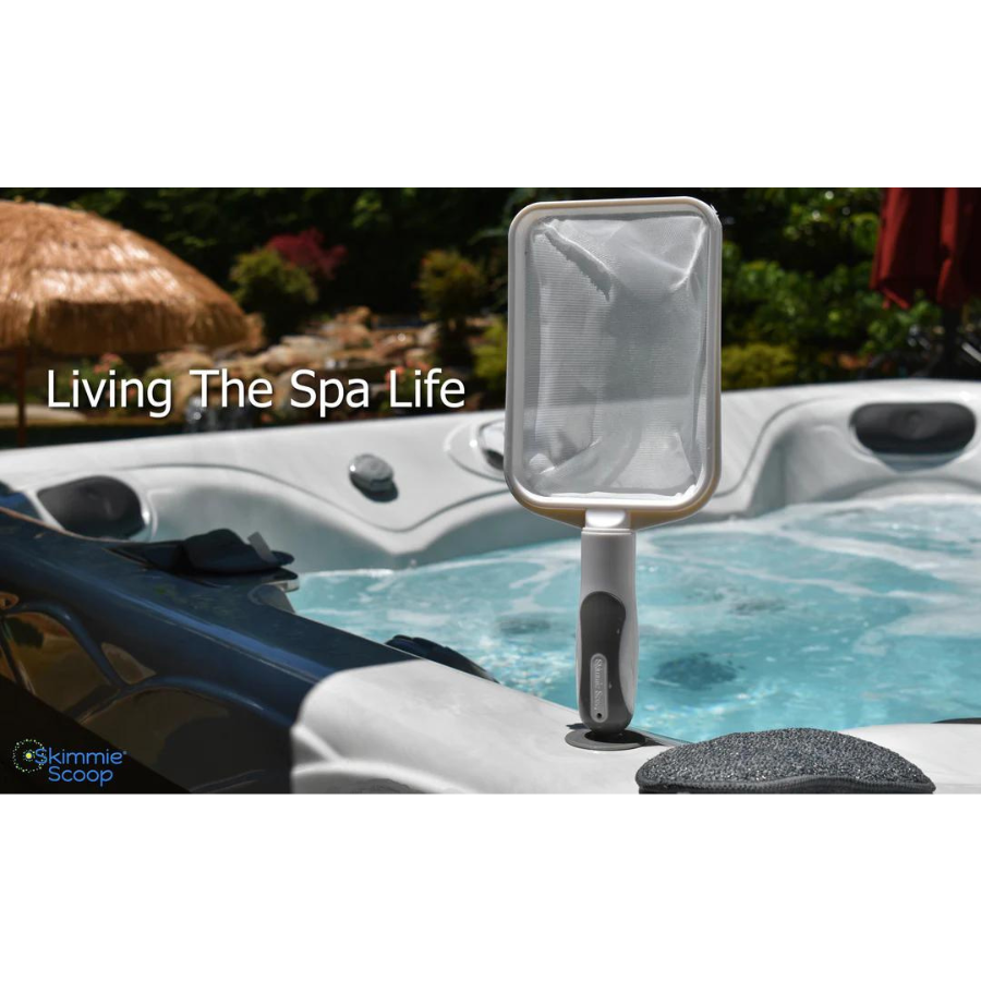 The Skimmie Scoop - White