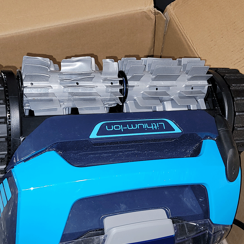 Open Box Polaris Freedom Cordless Inground Robotic Pool Cleaner with iAquaLink Connectivity (Used)