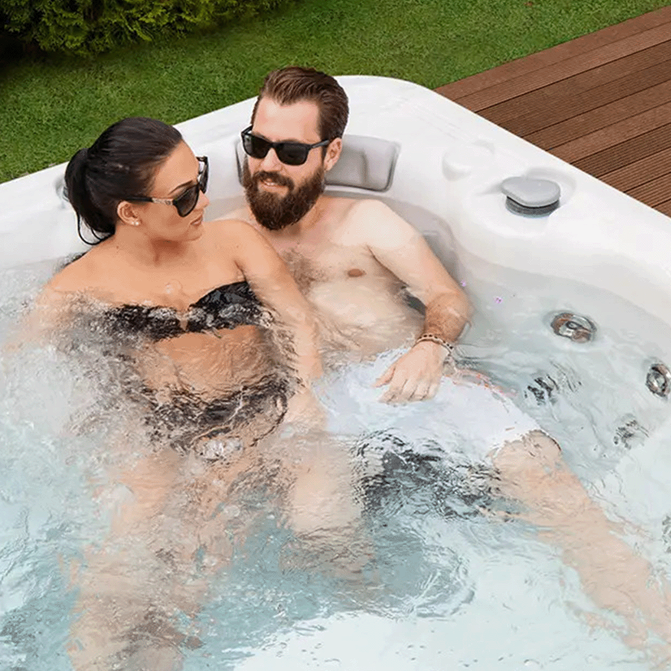 Wellis Hercules 6 Person Hydrotherapy Hot Tub (Silver / Grey)