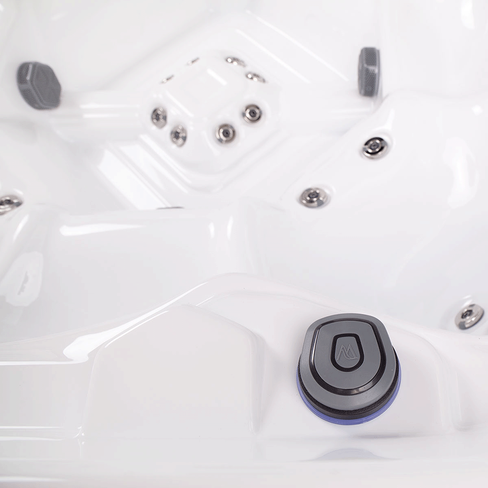 Wellis Houston 7 Person Hydrotherapy Hot Tub (Ice White / Grey)