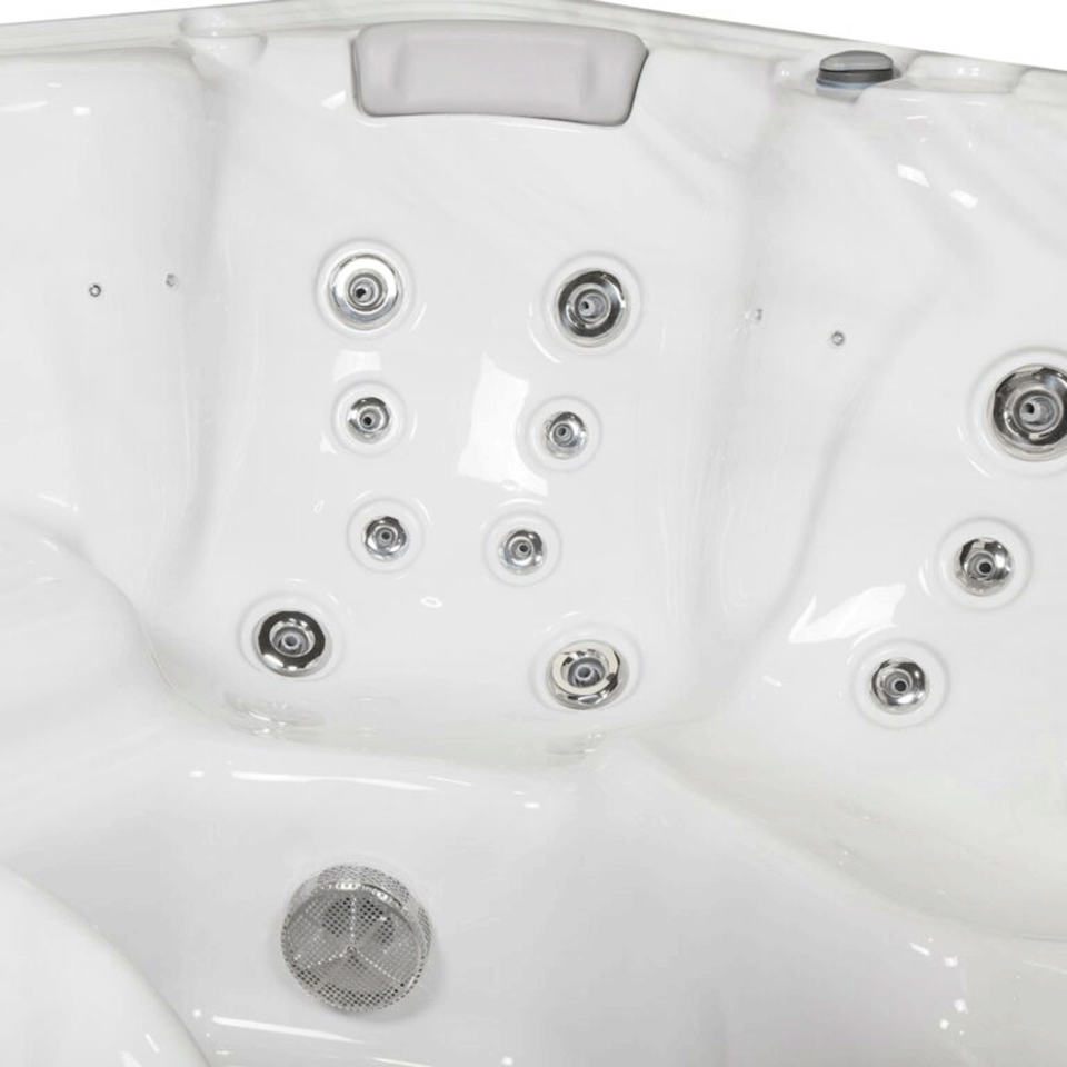 Wellis Milano 4 Person Plug N Play Hot Tub (Silver / Grey)