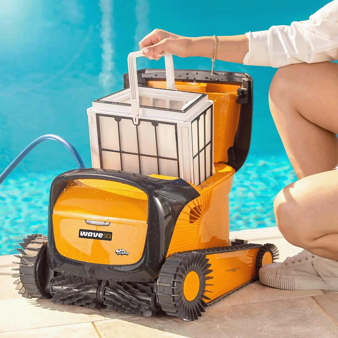 Open Box Dolphin Wave 90i Commercial Robotic Pool Cleaner