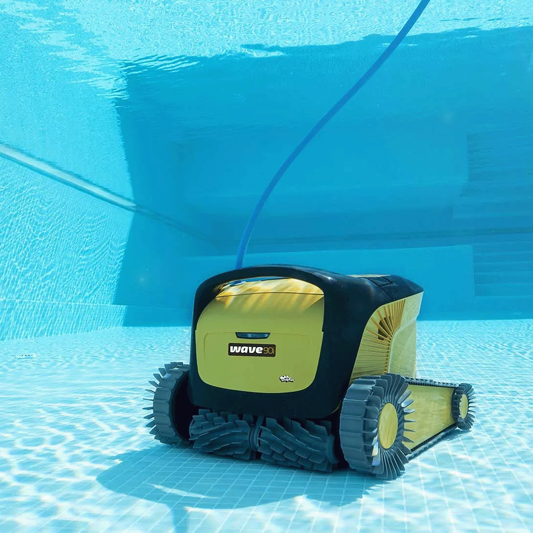Open Box Dolphin Wave 90i Commercial Robotic Pool Cleaner