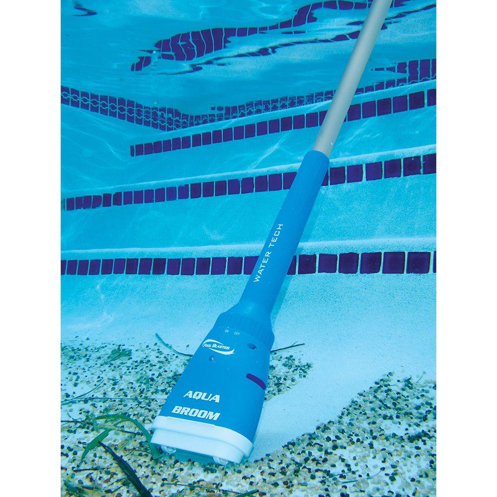 Water Tech Aqua Broom Ultra Cleaner With Pole