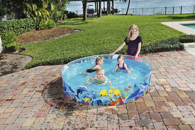 kiddie splash pool