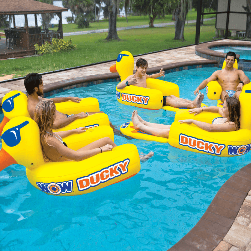 WOW Ducky Pool Lounge