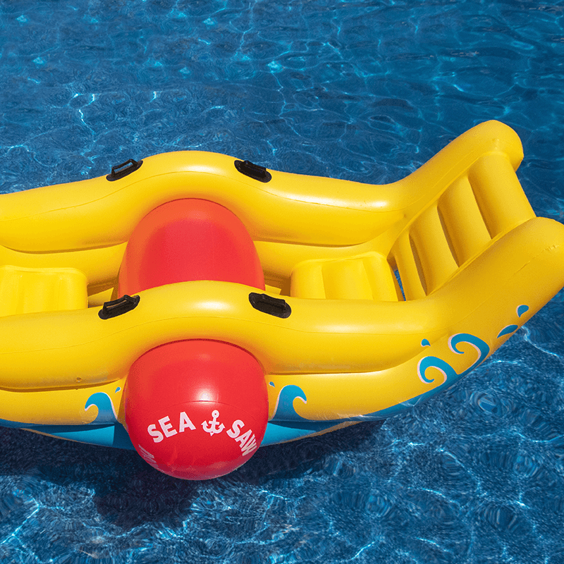 Open Box Balade gonflable géante Sea Saw Rocker sur flotteur