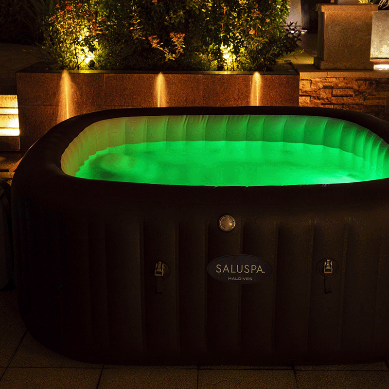 Saluspa Maldives Hydrojet Pro 5-7 Person Inflatable Hot Tub (79 x 79 x 31 Inches)