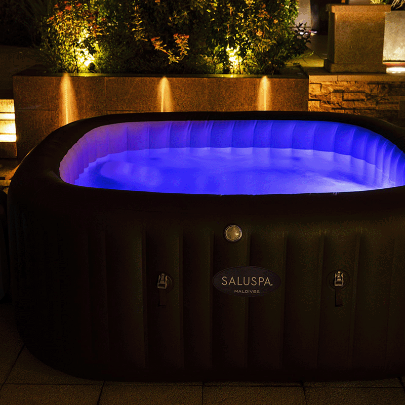 Saluspa Maldives Hydrojet Pro 5-7 Person Inflatable Hot Tub (79 x 79 x 31 Inches)