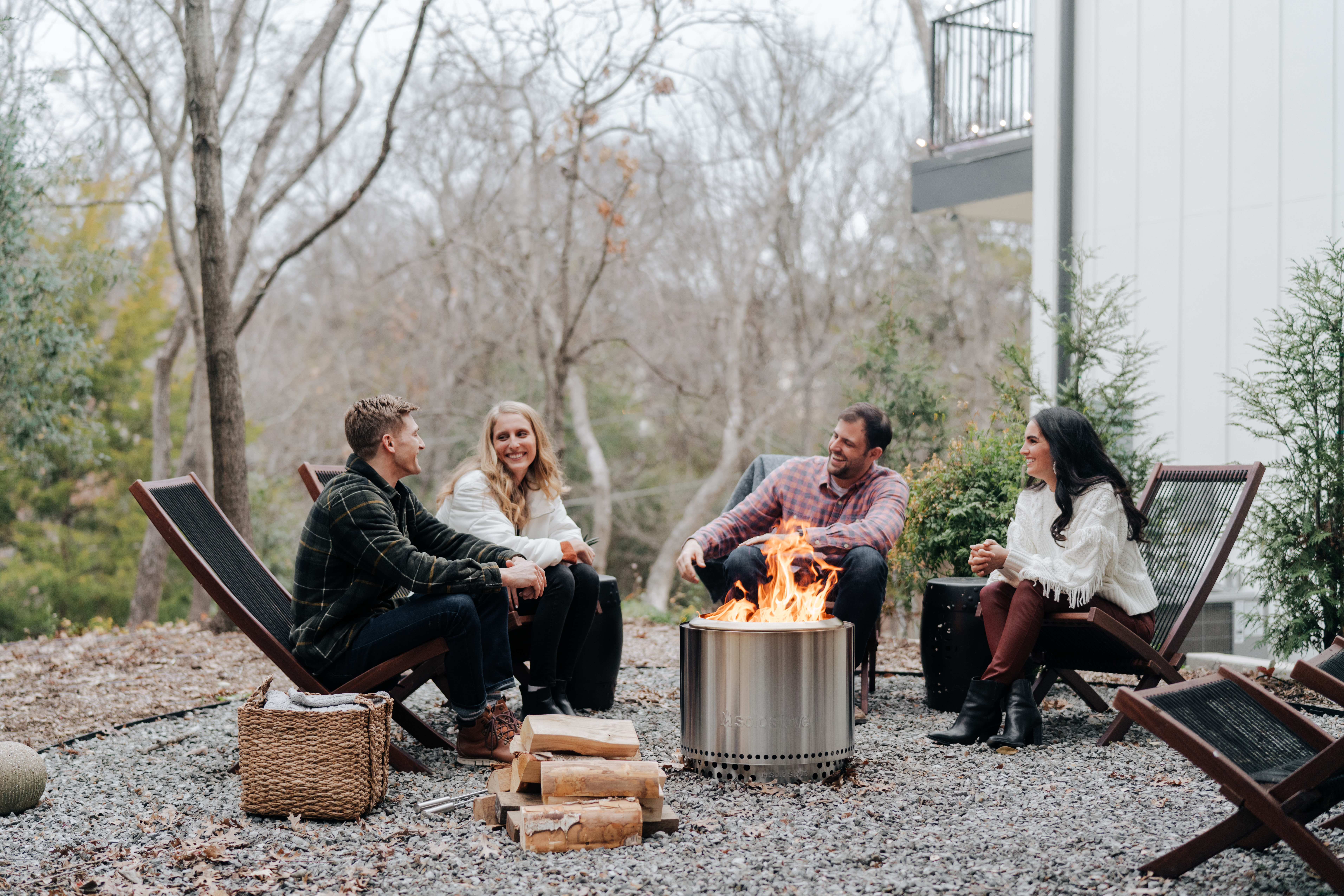 Discontinued Solo Stove 19.5 Inch Bonfire Fire Pit Bundle (With Stand, Spark Shield and Storage Bag)